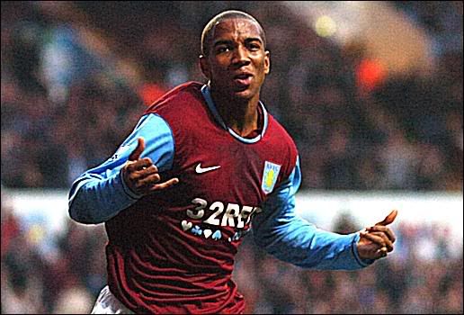 Ashley_Young_516x350_3975a.jpg
