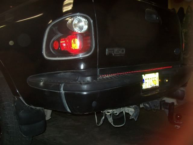 Does anyone have knowledge of the wiring (dome light) in a '97 f150?